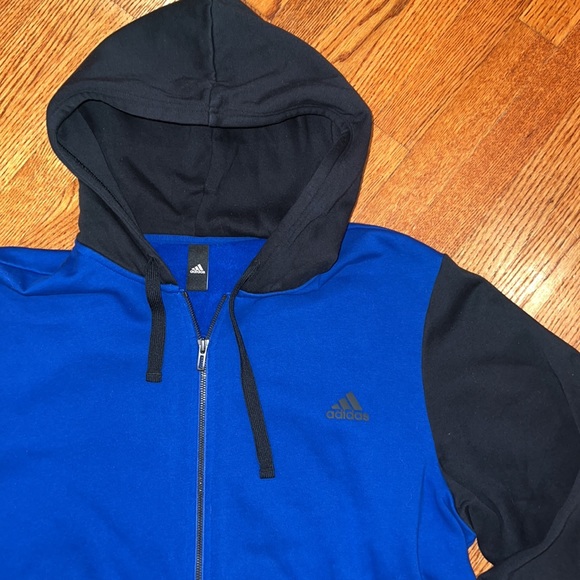 Men’s Adidas Zip-up - Picture 2 of 3